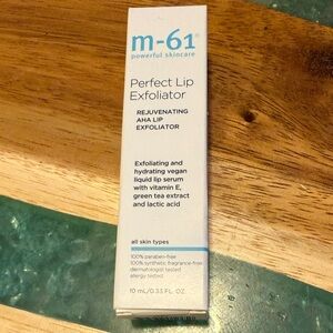 M-61 Perfect Lip Exfoliator NEW